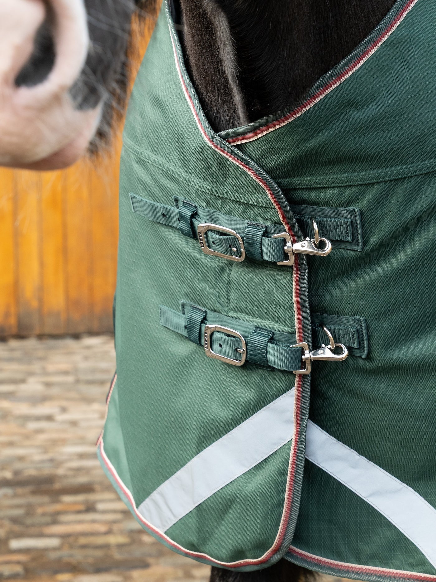 Epic Essential 100g Turnout Rug - Broad Fit